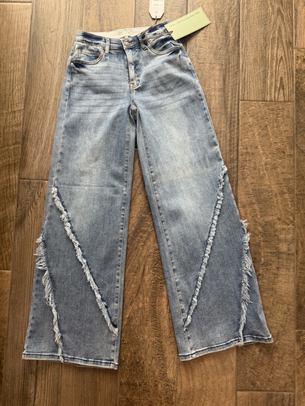 Saige jeans. Size 26